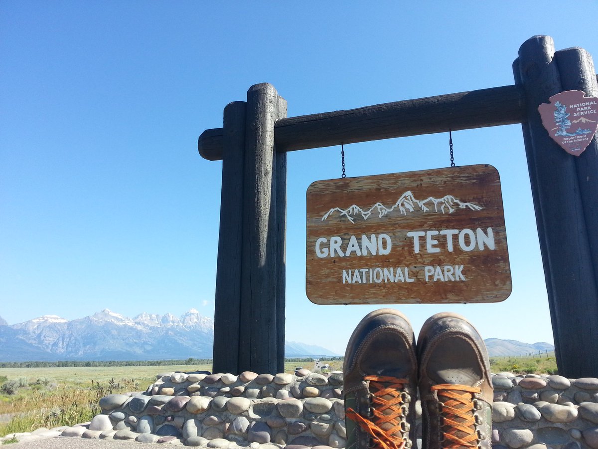 PalladinoP11's tweet image. #grandtetons here we come! #2alaska #meandmom