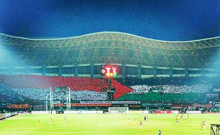 JM_Independent's tweet photo. Indonesia Palestina koreo from Tribun Selatan #PersijaDay https://t.co/U3sdNMQKd2