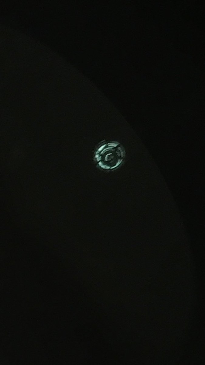 JBrio13's tweet photo. これ、右上のなに？UFO？映っちゃった？ https://t.co/aa5OYoNfXx