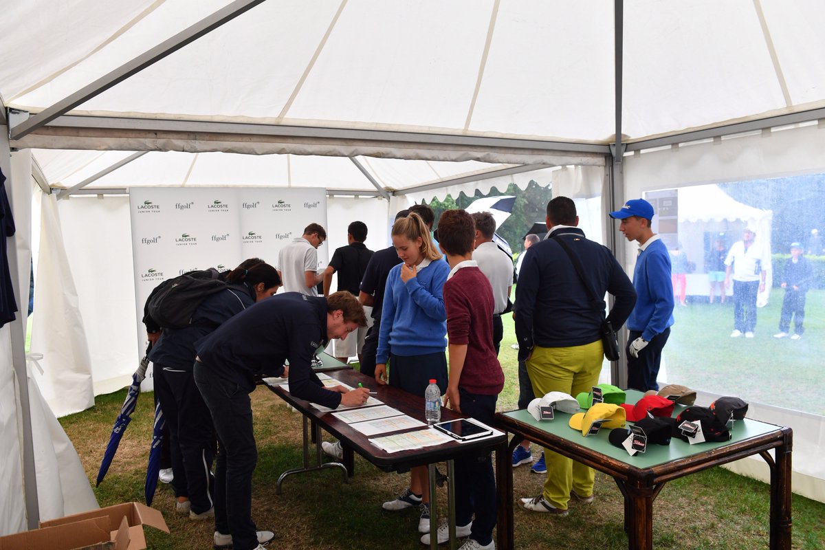 ffgolf's tweet photo. Les départs du 1er de qualification #CFJ2017 U12 filles &amp; garçons, benjamines, benjamins et minimes filles ici : https://t.co/b0s7YCd0s2 https://t.co/4H2R4dBAhO