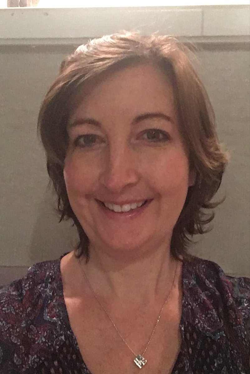 Coach_Kall's tweet photo. Supporting the fight against #OvarianCancer w/ Activist HOPE necklace designed by @AlexWooNYC. 20% donated to @ocrfa #OCRFASuperSaturday https://t.co/46N8XCte6t