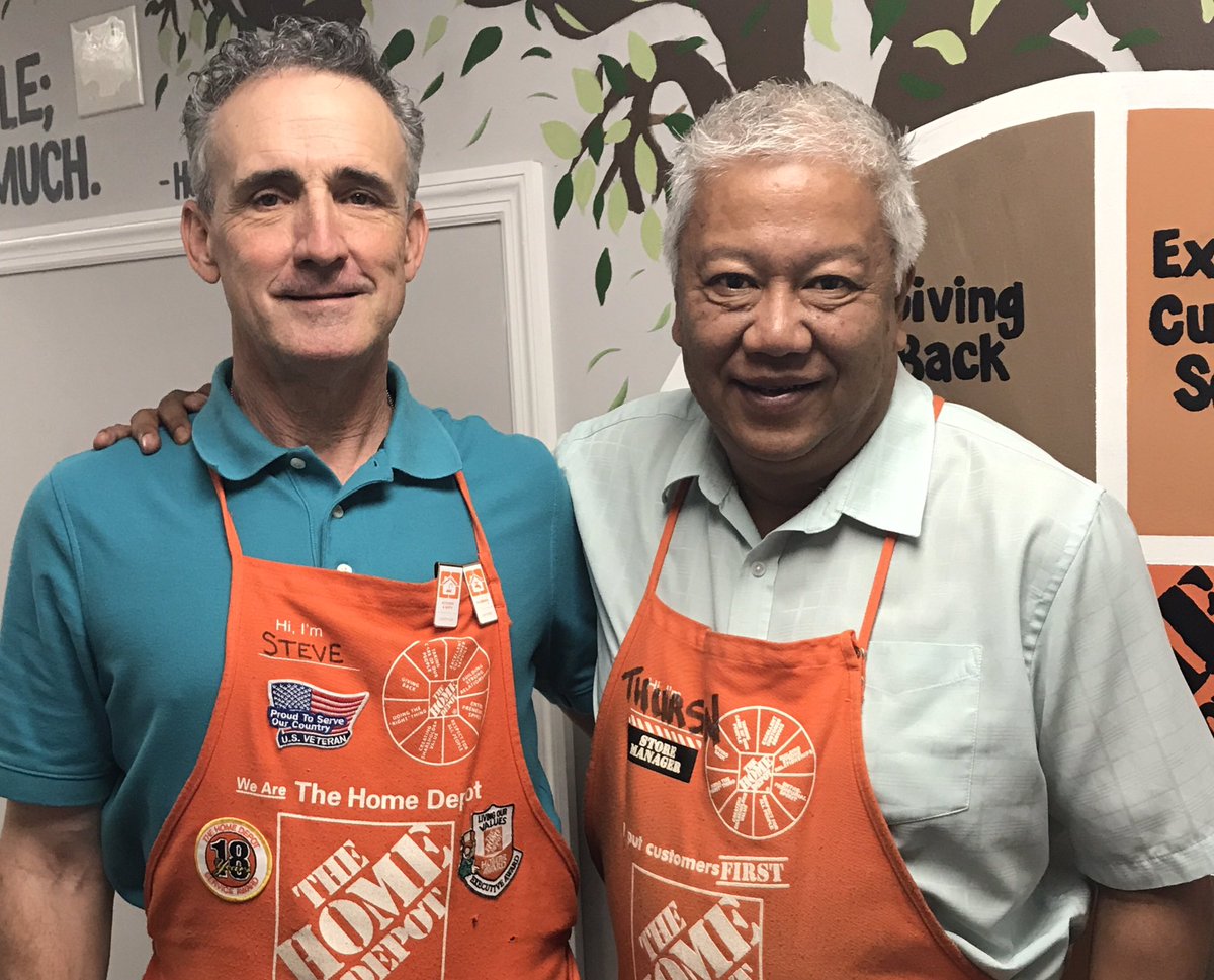 thursonwanghd's tweet photo. Steve C , just closed a complete kitchen! Way to finish the half strong!!!
Thanks for your dedication @TTChapman13 @LKingTHD https://t.co/turkzYxTJc