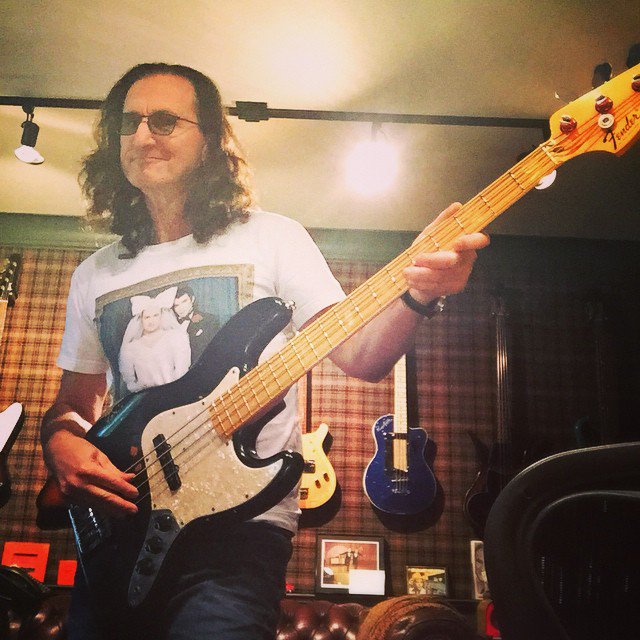 would like to wish Happy Birthday to rock legend Geddy Lee of 
