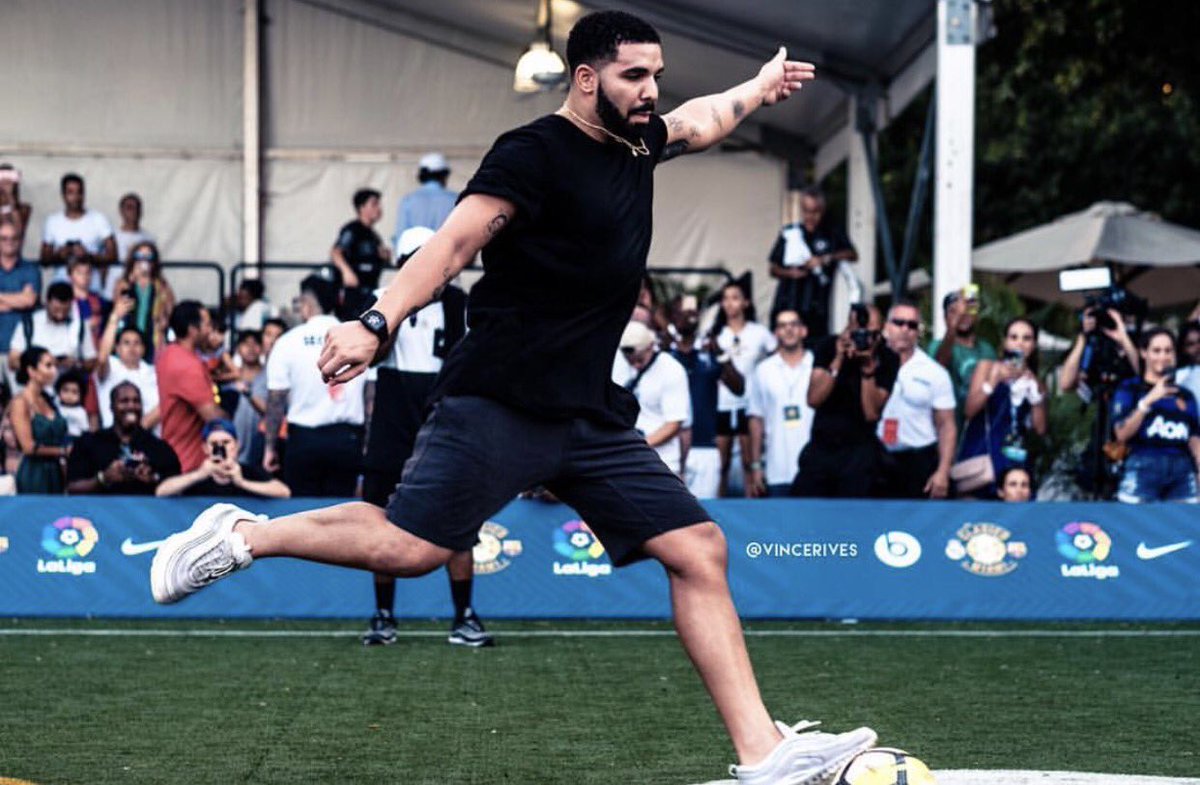 WordOnRd's tweet photo. Wait for the kicker... #ElClasicoMiami https://t.co/bzEmr4VOuI