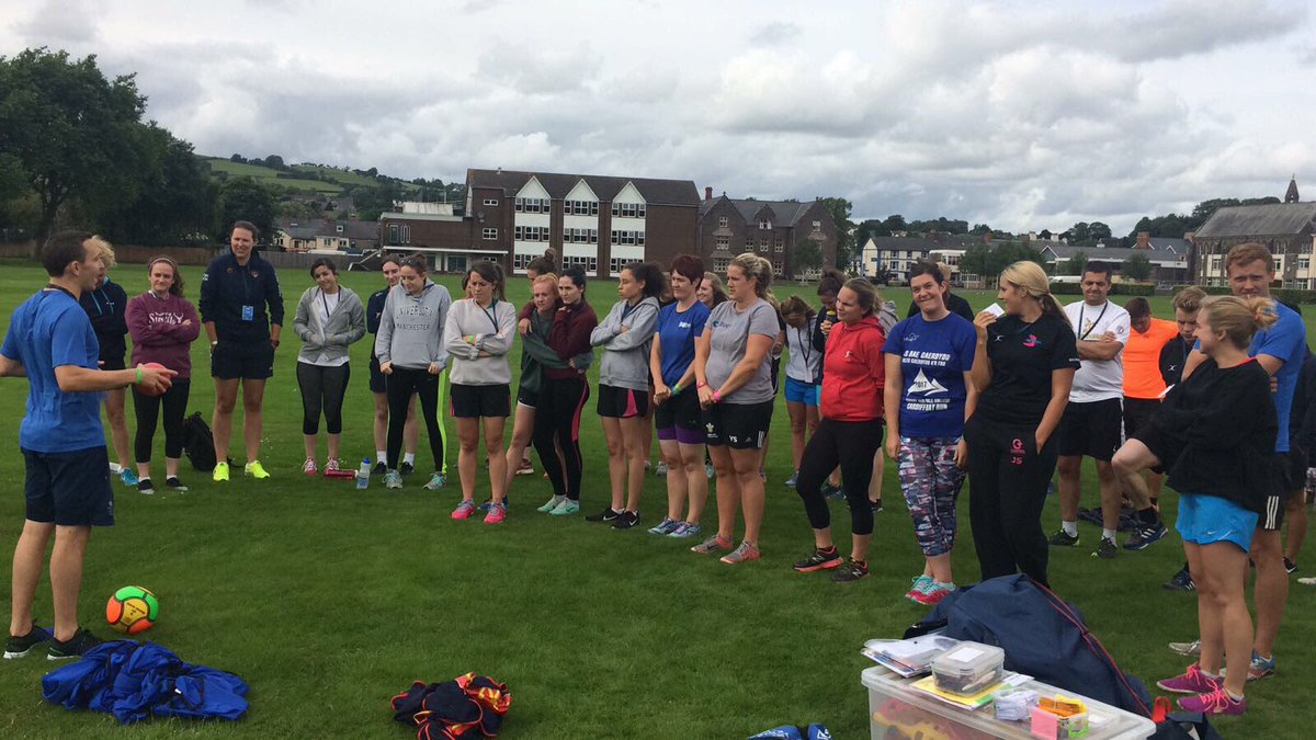 sportsplusCIS's tweet photo. Look at the desire! The one time in the week leaders get to play some Team Challenge and they can't wait! #theyloveit #Brecon1 https://t.co/q56XI4hSBe