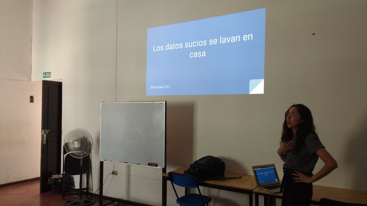 SL_Puebla's tweet photo. Ahora @midoridancer de @MxPyladies en #OpenDevSummer! 🎉 https://t.co/2WiMzOyzvD