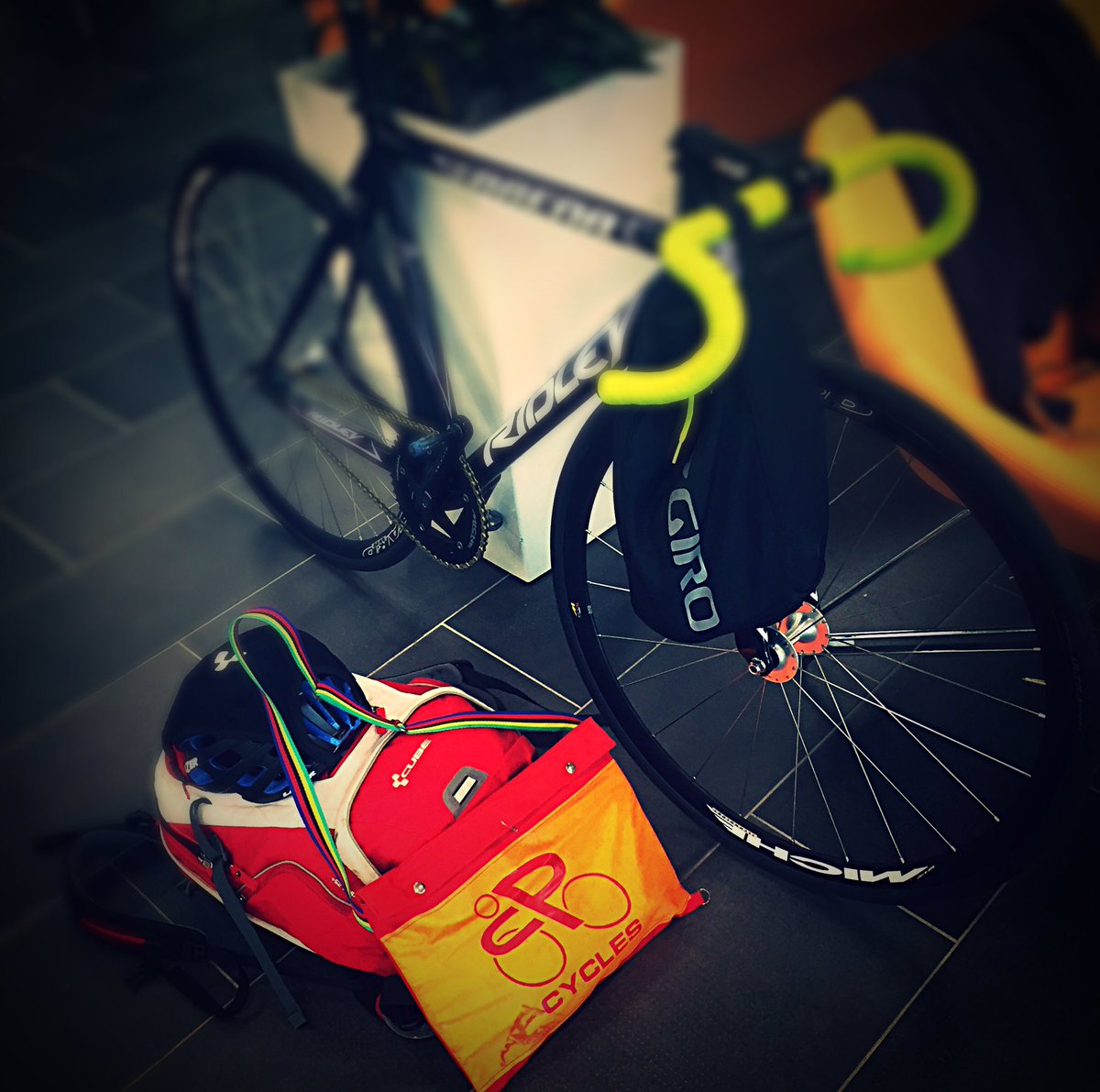 onabike1's tweet photo. Track time @cpcycles @Itatspectrum @GroMarketingLtd #cliffprattracing https://t.co/YbQvjoSeAo