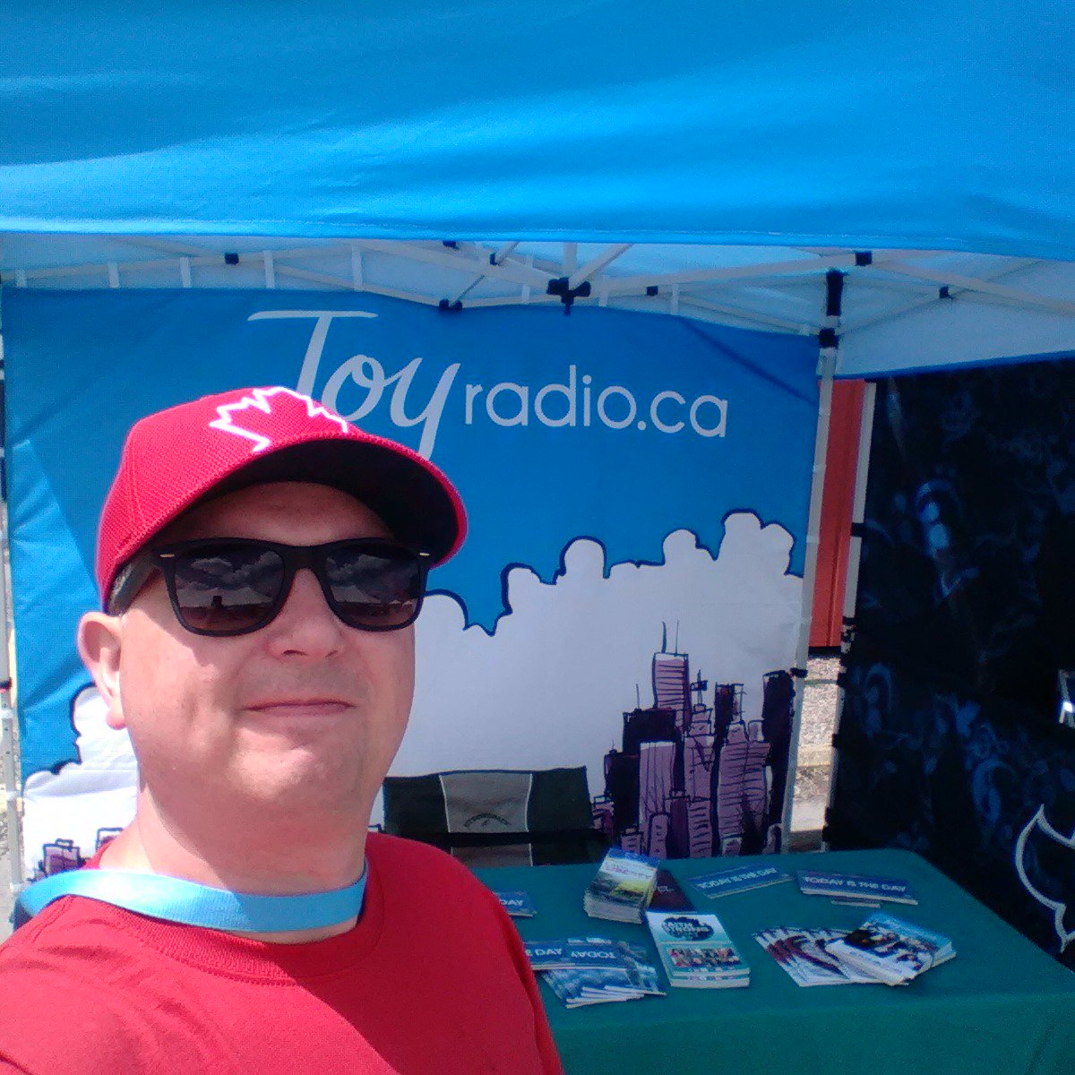 myJOYRadio's tweet photo. A beautiful day at @KingdomBound! Lots of listeners stopping by already...hope to see you soon! #myJOYradio #KB2017 https://t.co/0YcRGmMugS