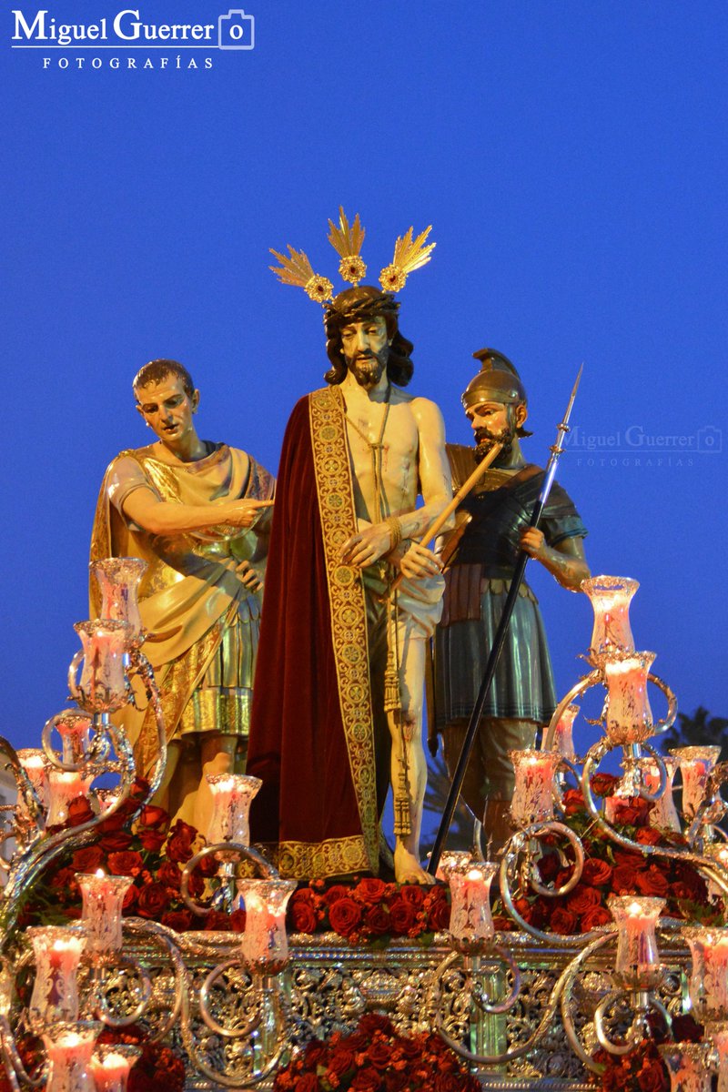 RacheandoJerez's tweet photo. Jueves Santo: estación de penitencia de la hermandad del Mayor Dolor 
https://t.co/3w7IQYBFei @HdadMayorDolor https://t.co/bMhtgkmC7C