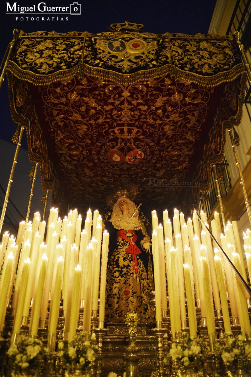 RacheandoJerez's tweet photo. Jueves Santo: estación de penitencia de la hermandad del Mayor Dolor 
https://t.co/3w7IQYBFei @HdadMayorDolor https://t.co/bMhtgkmC7C