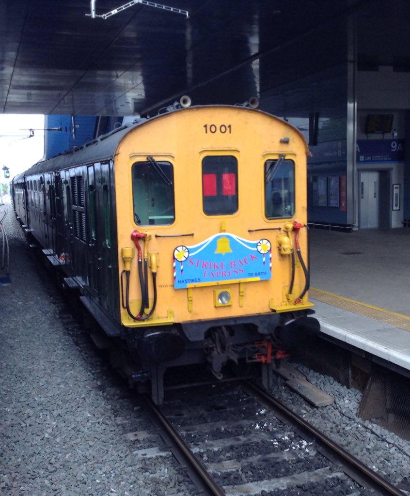 RailwayCentral's tweet photo. The Unique #Unit1001 "Hastings" #DEMU at #Reading with the #Bellringers #StrikeBackExpress #Charity Charter #Hastings to #Bath &amp; back #SBABC https://t.co/Zy7nf9OR5R