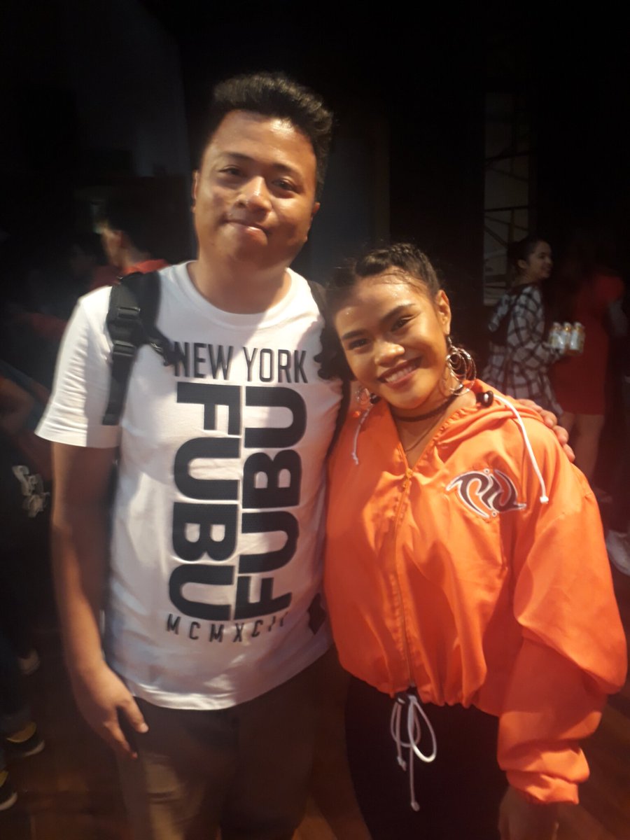 piol_ac's tweet photo. When this two is on fire on stage @GELLAmaezing and kuya maki
Me: 😱😱 😀😁

Worth to watch Concert
Congrats Power Ipact Dancers
#PIDxMovemeant https://t.co/f5i71Lx2ji