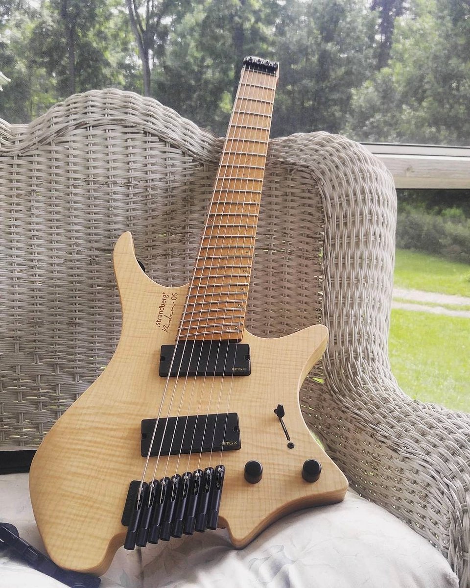 strandbergGuit's tweet photo. Saturday lounging vibes; happy new Boden OS 8 day picture by Nick Greg. #strandbergguitars #bodenos8 #emgpickups #goheadless https://t.co/nPyVmpQSTh