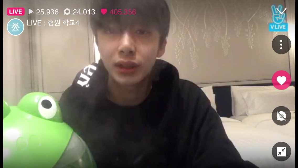 monstadailybr's tweet photo. [#LIVE] Sem estruturas para continuar olhando para essa carinha de bebê que precisa dormir. ♥️🐢 https://t.co/ChB117ueGz