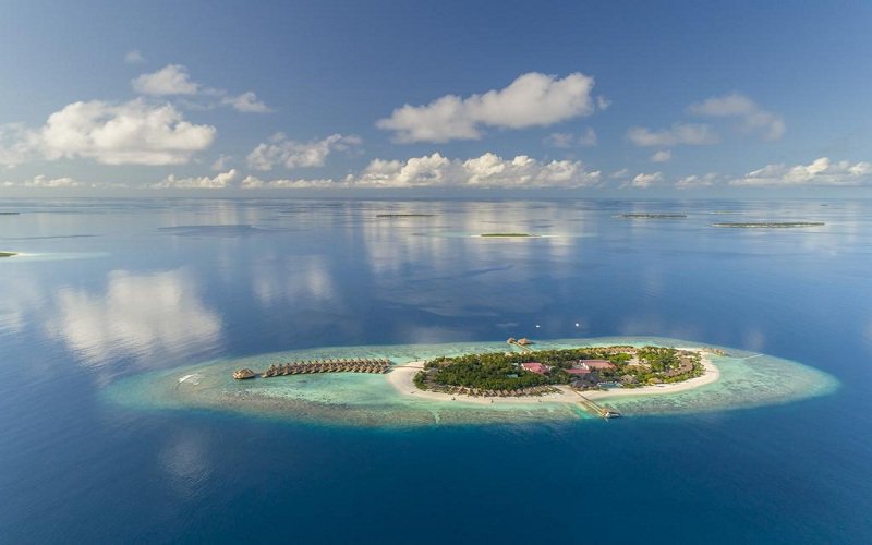 bookimaldives's tweet photo. KUDAFUSHI Resort &amp; SPA, filled gem in an infinite, green, ocean of life &amp; crystal clear lagoon, can be reached by a 45 mnts scenic seaplane https://t.co/NA3ybqbPTs
