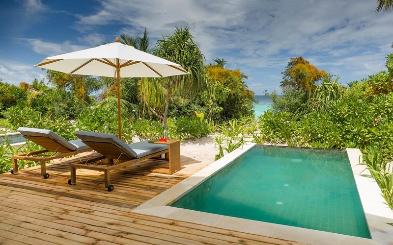 bookimaldives's tweet photo. KUDAFUSHI Resort &amp; SPA, filled gem in an infinite, green, ocean of life &amp; crystal clear lagoon, can be reached by a 45 mnts scenic seaplane https://t.co/NA3ybqbPTs