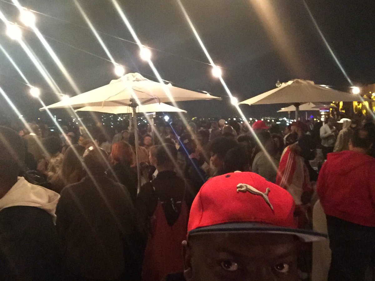 Do_The_Ncasa's tweet photo. Chilling at #FeelGoodSession rooftops with beautiful souls from Cape Town https://t.co/x3LRwrEuXL