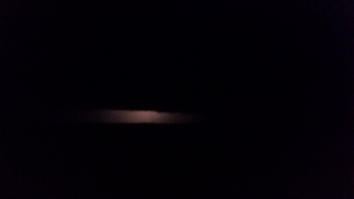 iampaigeb's tweet photo. Quite the #lightshow with the #lightningstorm last night in #LacLaBiche. #Treesfalling every which way. Little #thunder & no #rain #abstorm https://t.co/R4uCguZMqf
