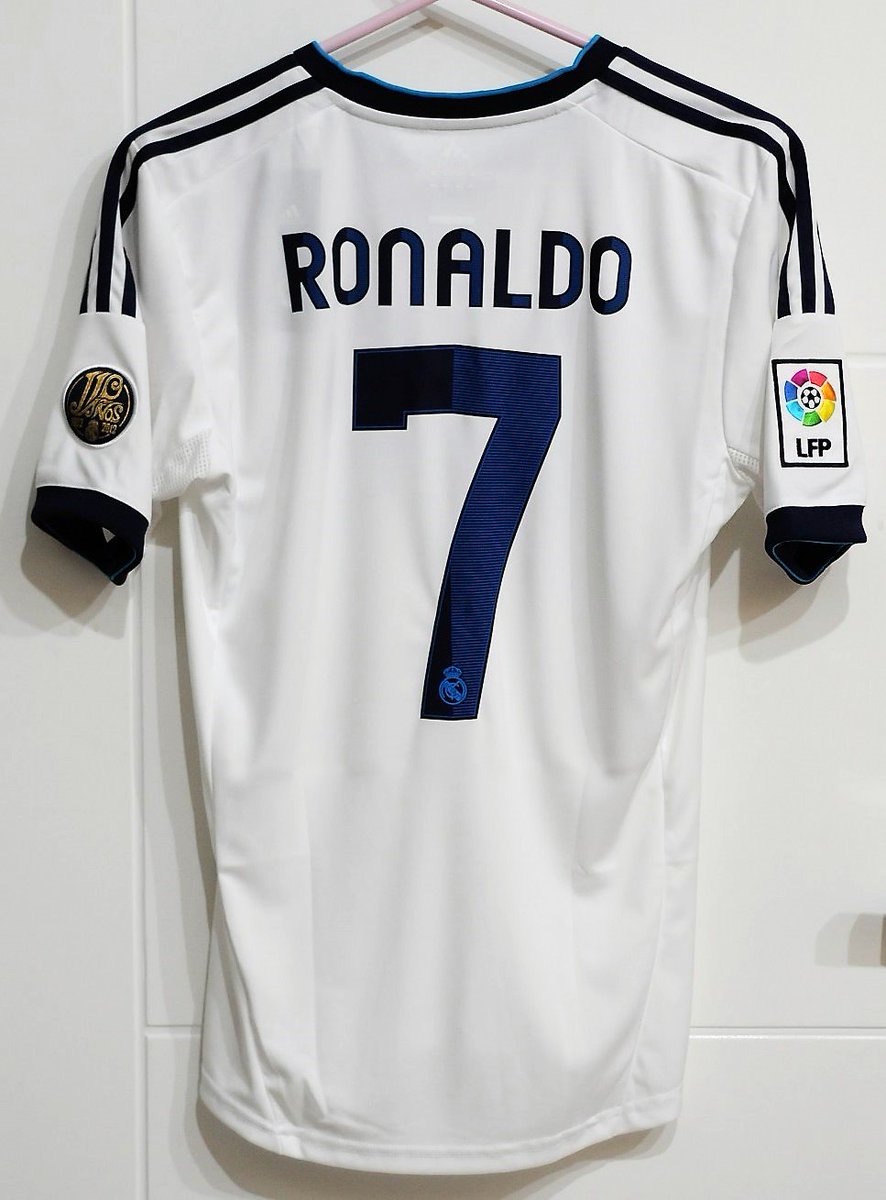 pencari_link1's tweet photo. happy weekend guys #jersey4sale Size Small. 400k each. nego langsung japri yahh. terima kasih https://t.co/irGx2SKMcX