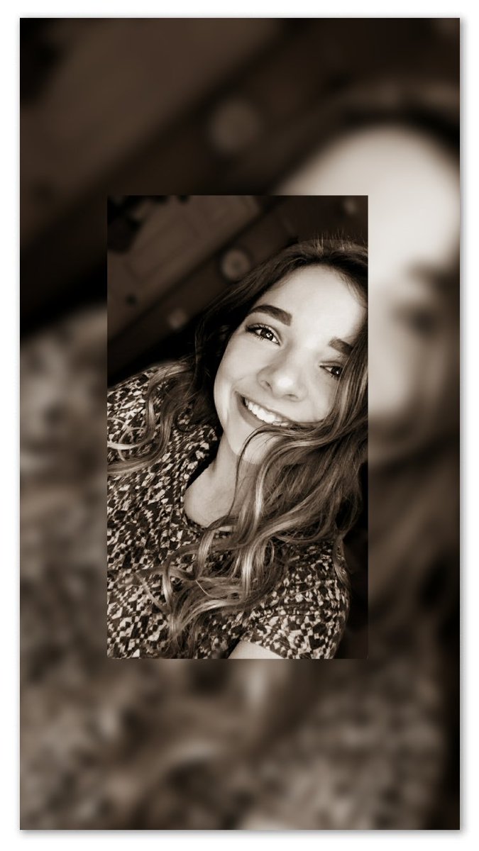 grosko_gabriel's tweet photo. When you date a photographer, your selfies are editting practice #photography https://t.co/dmGihDHJJ5
