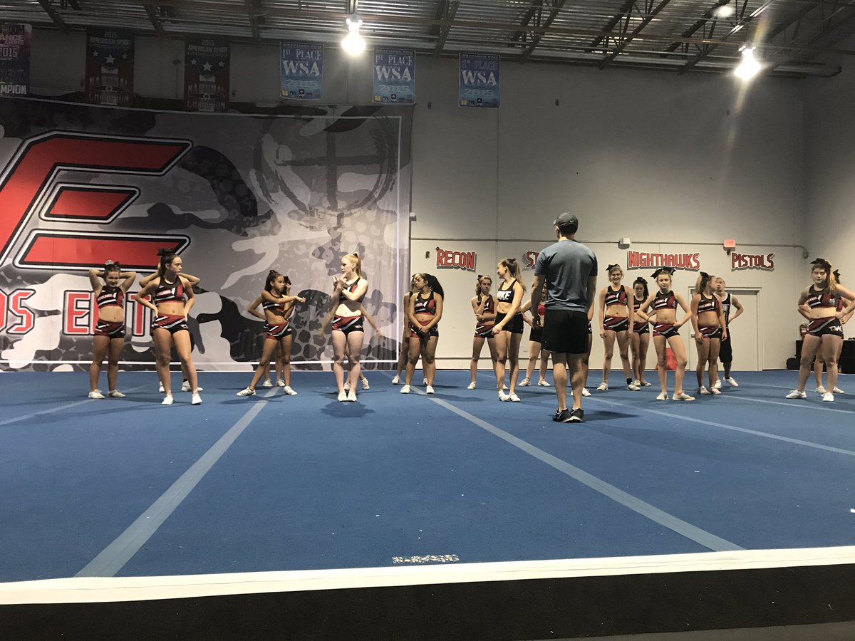 raptors_we's tweet photo. @Rays_N_Bran working his magic!  We LOVE our Routine!!! Thank you!!! #RAPTORS3.0 https://t.co/mbfL4S2AlE