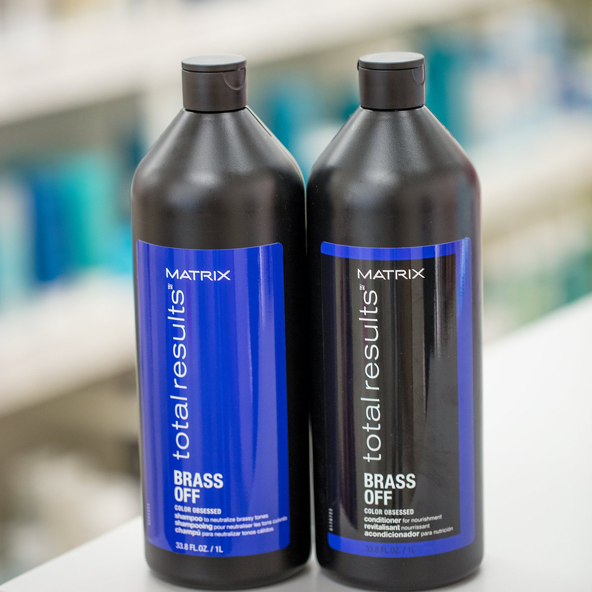 beautybrands's tweet photo. #BBTip: Blue shampoo a few times a week keeps the orange tones away in brunettes-who-go-blonde! >> https://t.co/lWzRs1wa48 https://t.co/uM8rVxvmdw