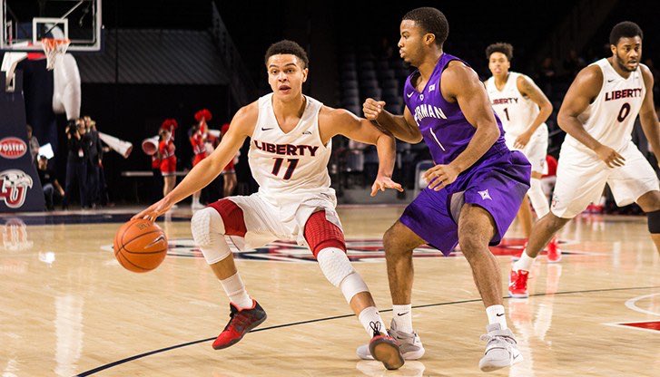 buzzerbeaterpr's tweet photo. #AAUShowcase Liberty se fija en boricuas tras actuación de Georgie Pacheco | Nota: https://t.co/NXtoL9tWFu https://t.co/CrfyBNViRl