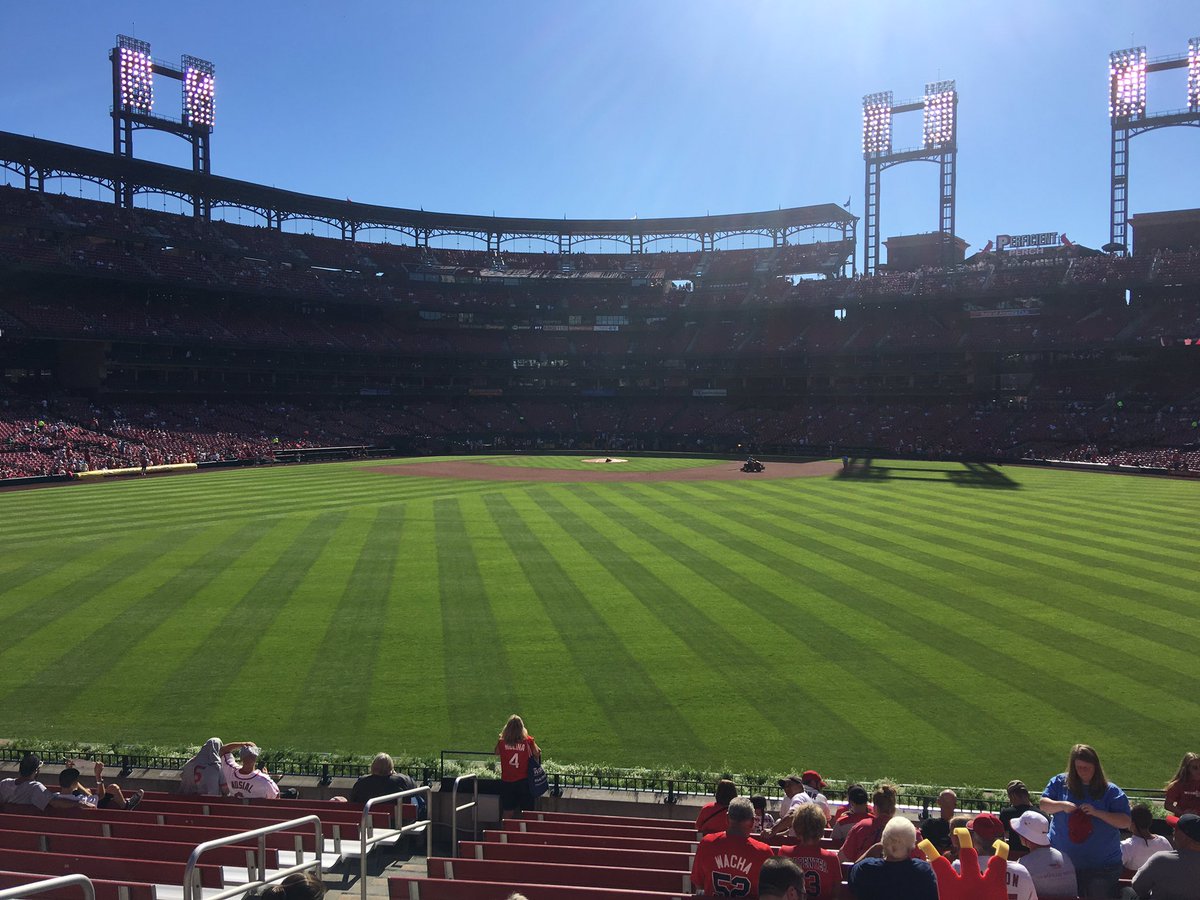 dkfrye96's tweet photo. ARI v. STL in less than one hour, in Home Run Territory!  Bring home the win, fellas!  #LetsGoCardinals https://t.co/USmPTYQf62