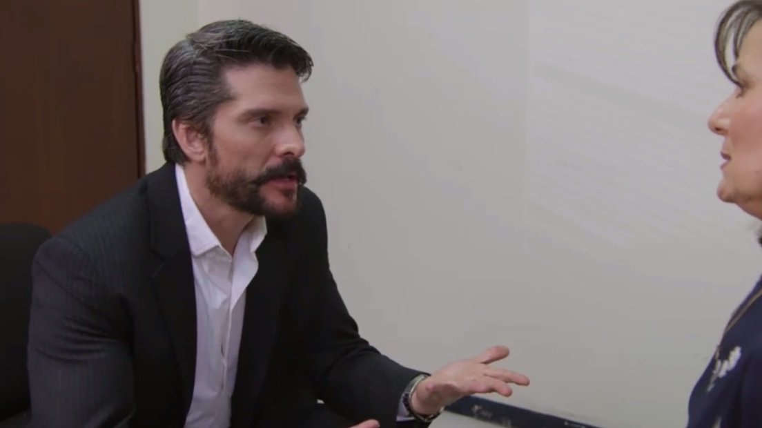 MarceCordobaFc's tweet photo. Julio y Hortensia van a averiguar para hipotecar el departamento pero no los convencen los intereses. #EnamorandomeDeRamon #Capitulo115 https://t.co/pTHca4T6B1