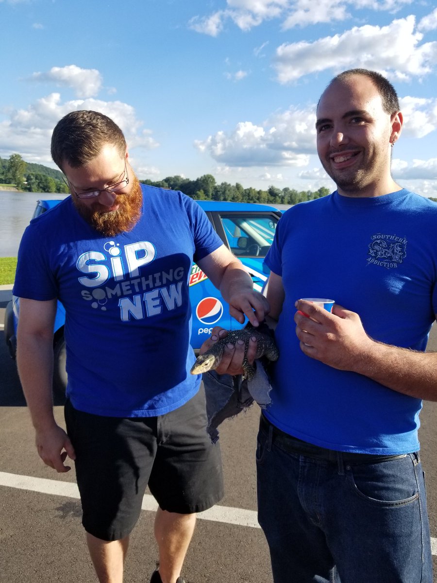 TwoThirdsGod's tweet photo. Work is definitely not boring. Never know what will come up to the @pepsi tent. #sipsomethingnew https://t.co/VRThnBIDLc