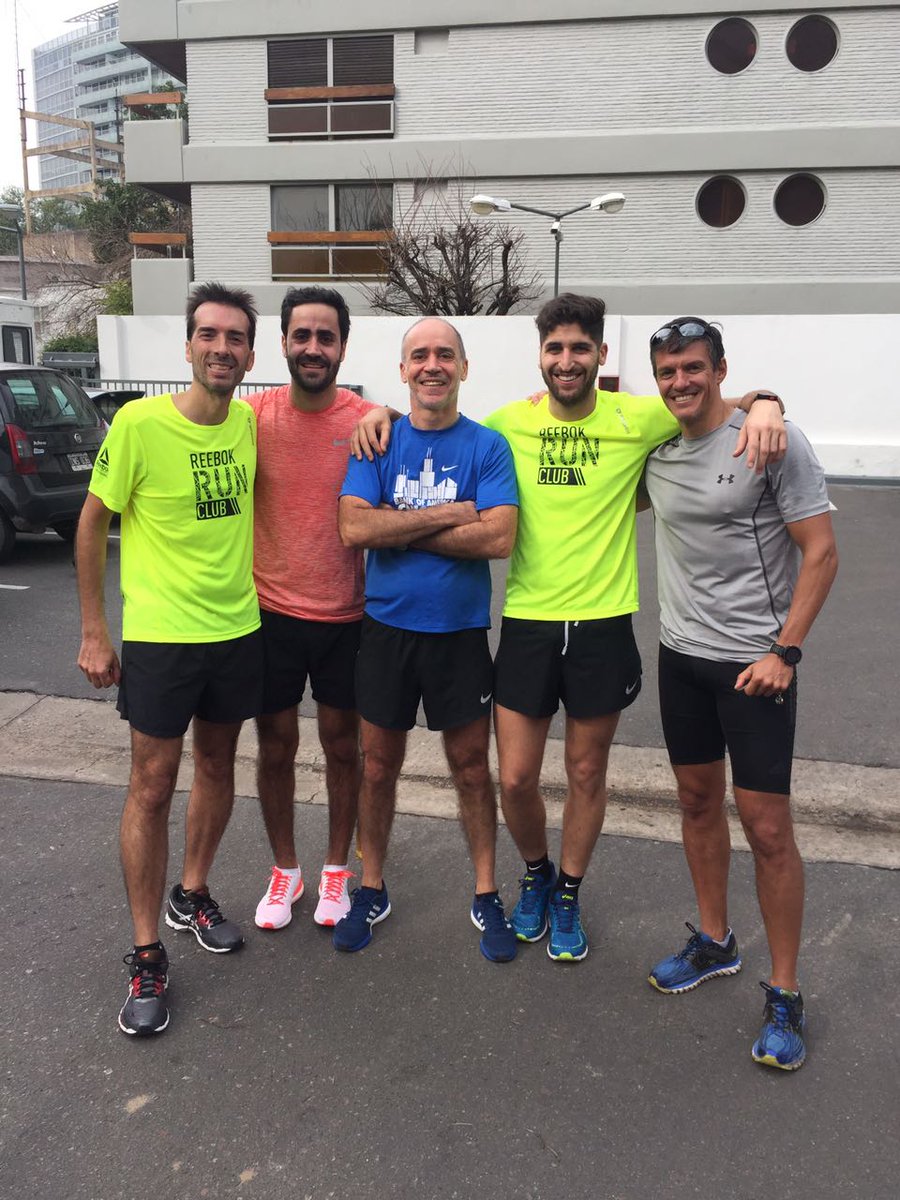 Migueles Team!! 24 km adentro!! Gran mañana y trabajo en equipo. #Vamosxmas <a href="/aamiguelesteam/">AAMT</a> <a href="/luismigueles/">Luis Migueles</a> @ReebokArgentina @SantiSacristan