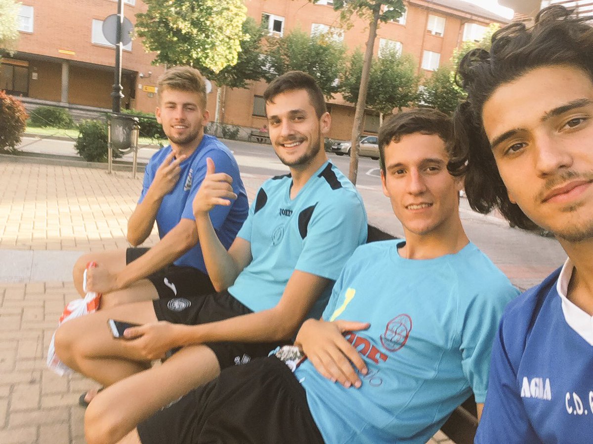 TuercebotasFs's tweet photo. 4 integrantes de @TuercebotasFs jugando la maratón de Arévalo @JesusRobledo22 @_A_L_B_E_R_ @Cesitar_14 y Rubio . https://t.co/0jl6Kf9TiI