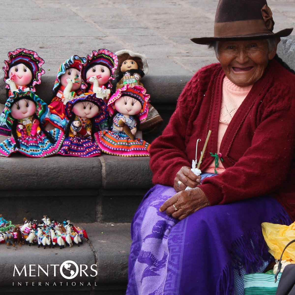 mentors's tweet photo. Gracias Mentores #Perú por darme una razón para sonreír. #Poverty #Microloans #Microfinance #PovertySolution https://t.co/wwUJ9L7XjE https://t.co/cvKViTgsAS
