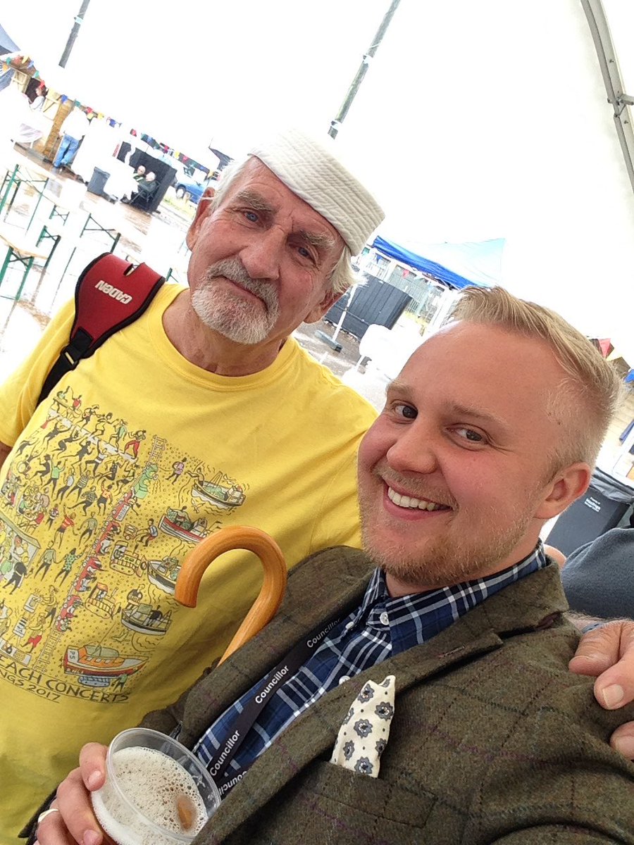 BaconBoy1989's tweet photo. Here are some more photos from @HastingsOTCW at the 'Nearly on the Beach' Concert and visit to Old #Hastings House. #OTCW #OldHastings. https://t.co/Pmu6YL4qXd