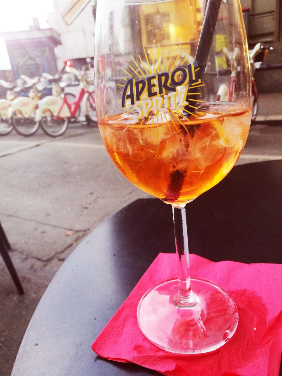 A_Petruz's tweet photo. #barmagenta #milano #cincin https://t.co/onp9czjvXr