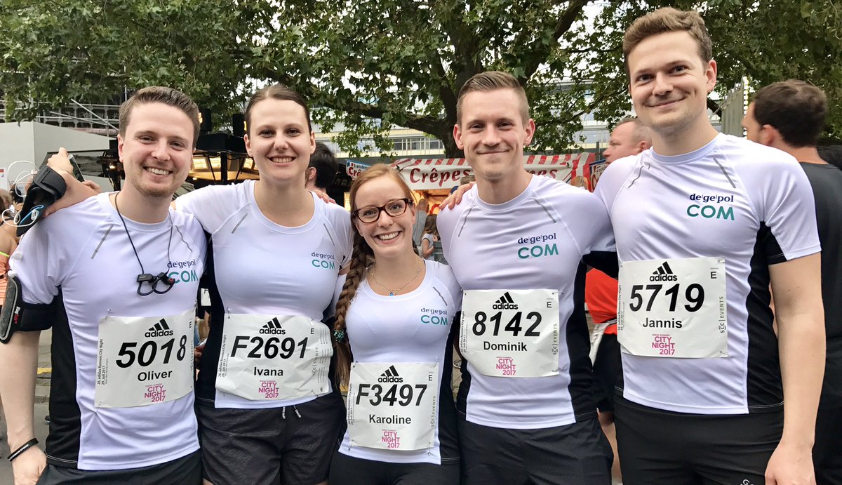 degepolCOM's tweet photo. Unsere #COM runners beim #adidasnightrun heute in Berlin @SSCRunning #whywerunberlin @ja_fel @OlliAdrian @DomTeuber @tippeltwohl https://t.co/OASbcSSeDh