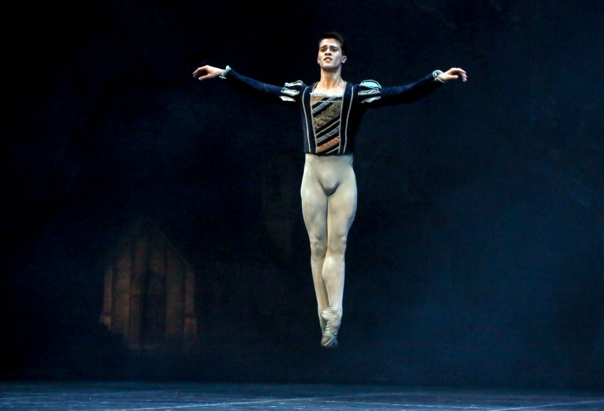 teatroallascala's tweet photo. Second performance here in Costa Mesa @SegerstromArts for Giselle today at 2pm! https://t.co/ZwQ4El6EjT https://t.co/RcqbOrUxBB