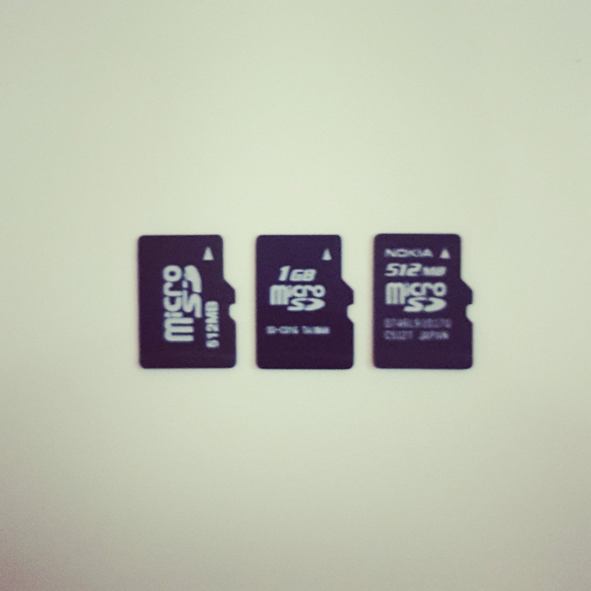 monliest's tweet photo. Old memories 😍😍😍😍. That time #512MB /#1GB #sdcard was like #16gb & now #32gb is normal #picoftheday #quote #microsd #computeraccessories https://t.co/GwCbKCwjG5