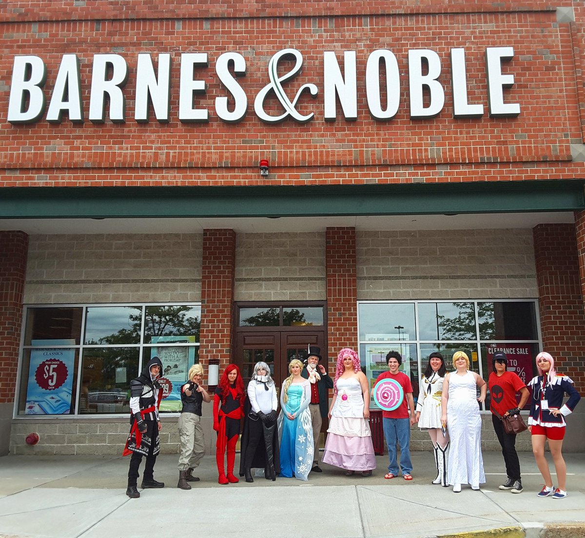 Barnes Noble On Twitter Cosplayers Assemble Can You Name All
