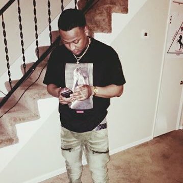 chip_will_'s tweet photo. #NewProfilePic https://t.co/IDGpFOT1a9