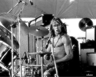 Happy birthday to drummer Simon Kirke! 