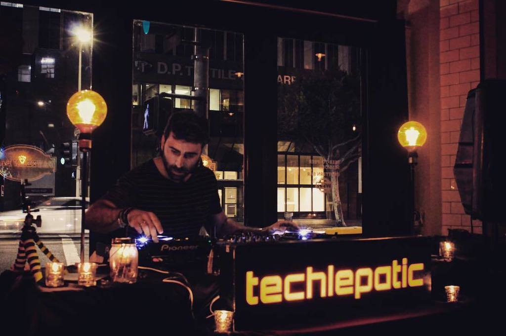 Techlepatic's tweet photo. Fun nights with @luismiranda at @patternbar !!
#djset #deephouse #techouse #patternbar #techlepatic #dancemusic #h… https://t.co/EdMmgRtd1Z https://t.co/jD98mrZNGX
