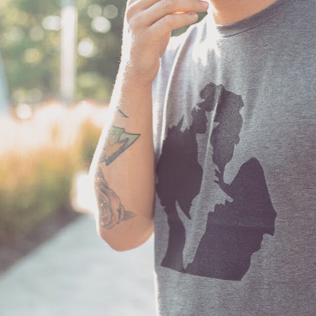 NudgePrinting's tweet image. It's a #puremichigan kind of weekend! 😎☀️✋🏼#michigan #upinmichigan #greatlakes #michiganders #nudgeprinting #tshirtweather #upnorth