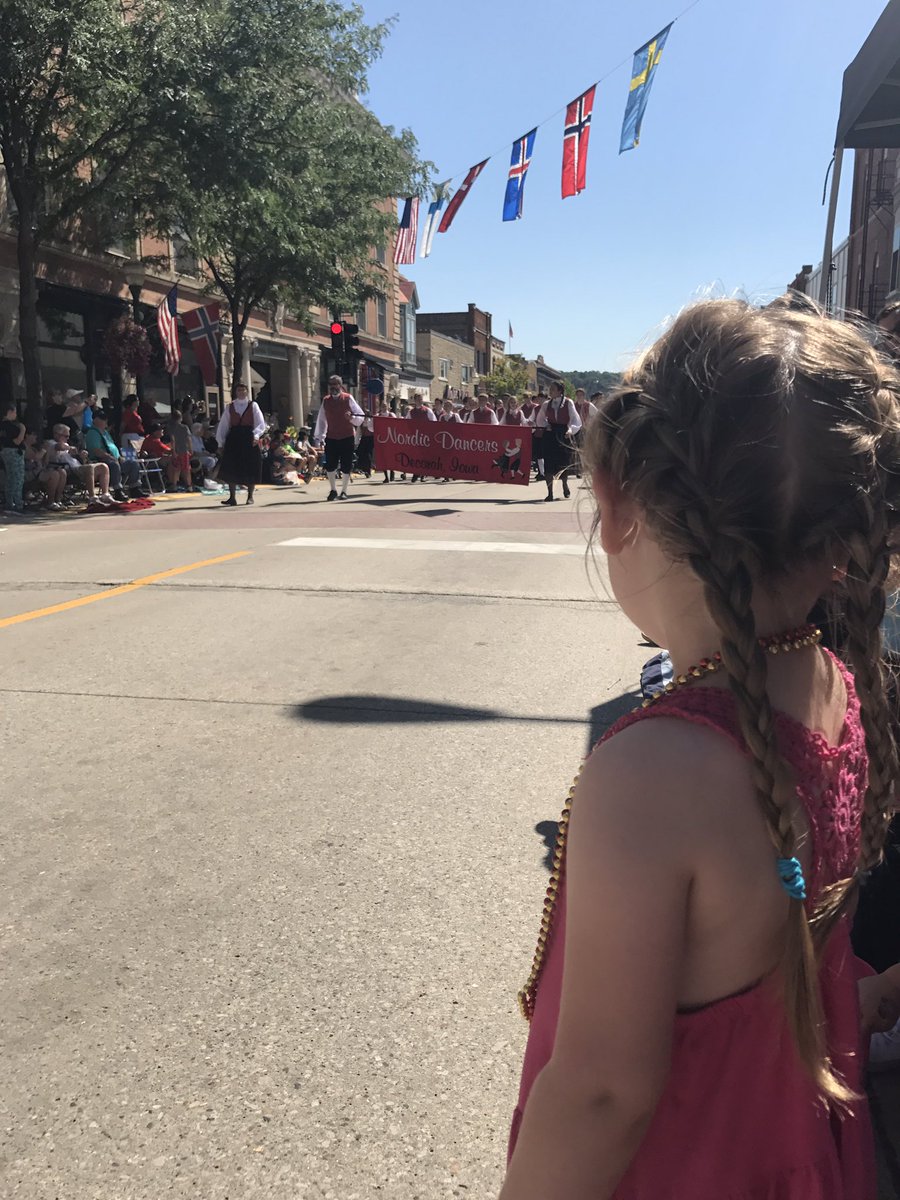 Loving the Nordic Dancers at the  #NordicFest parade