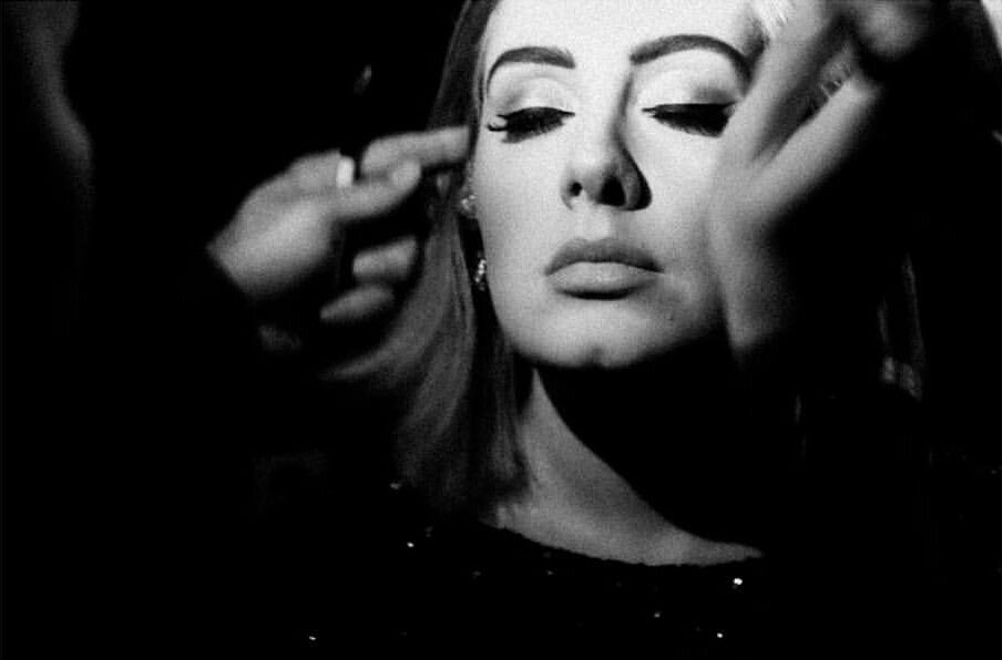 besttofadele's tweet image. she's art