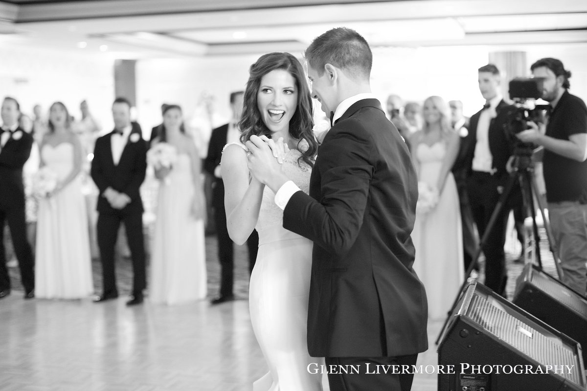 AprilLivermore's tweet photo. Here's our first sneak peak for Christie and Evan. #ChristiesMatchMadeInEvan #bostonweddingphotographer https://t.co/fFiJdMEokZ https://t.co/DTkSYlodNn