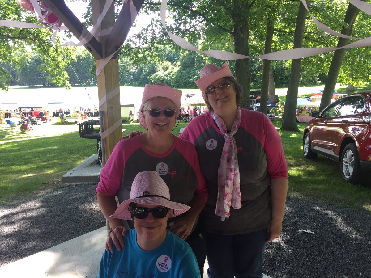 UpstateCancer's tweet photo. #pinkpals @CNYHopeChest #BBQ #summer #clearskies #syracuse #UPsurvival https://t.co/DCROfKZv4Q