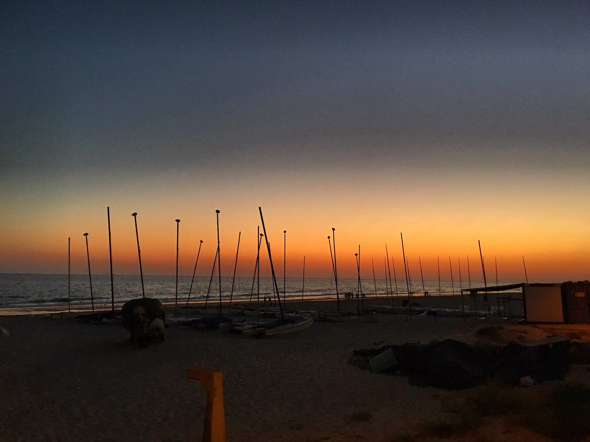 ViajeraWellness's tweet photo. Atardeceres de #Andalucía #viajar #vivir #summer https://t.co/eMVafuGITC