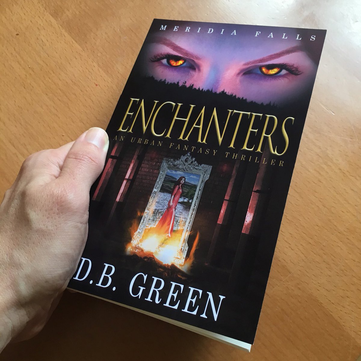 dbgreenauthor's tweet photo. The print proof copy of my new book arrived today. 😊 #AmWriting #Writing #UrbanFantasy #YA #MeridiaFalls #Enchanters #Amazon #Kindle https://t.co/Ovk1mRi6c1