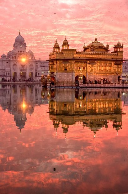 CampIndia's tweet photo. The Golden Temple, Amritsar, India. 🇮🇳 https://t.co/CEapSUGMxy